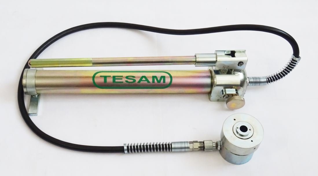 Hydraulická pumpa 20 tun a pístnice - TESAM TS880